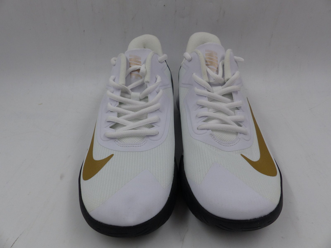 NIKE CZ8780-100 MENS PRECISION 4' WHITE METALLIC WITH GOLD SWOOSH SHOE IN SIZE 8