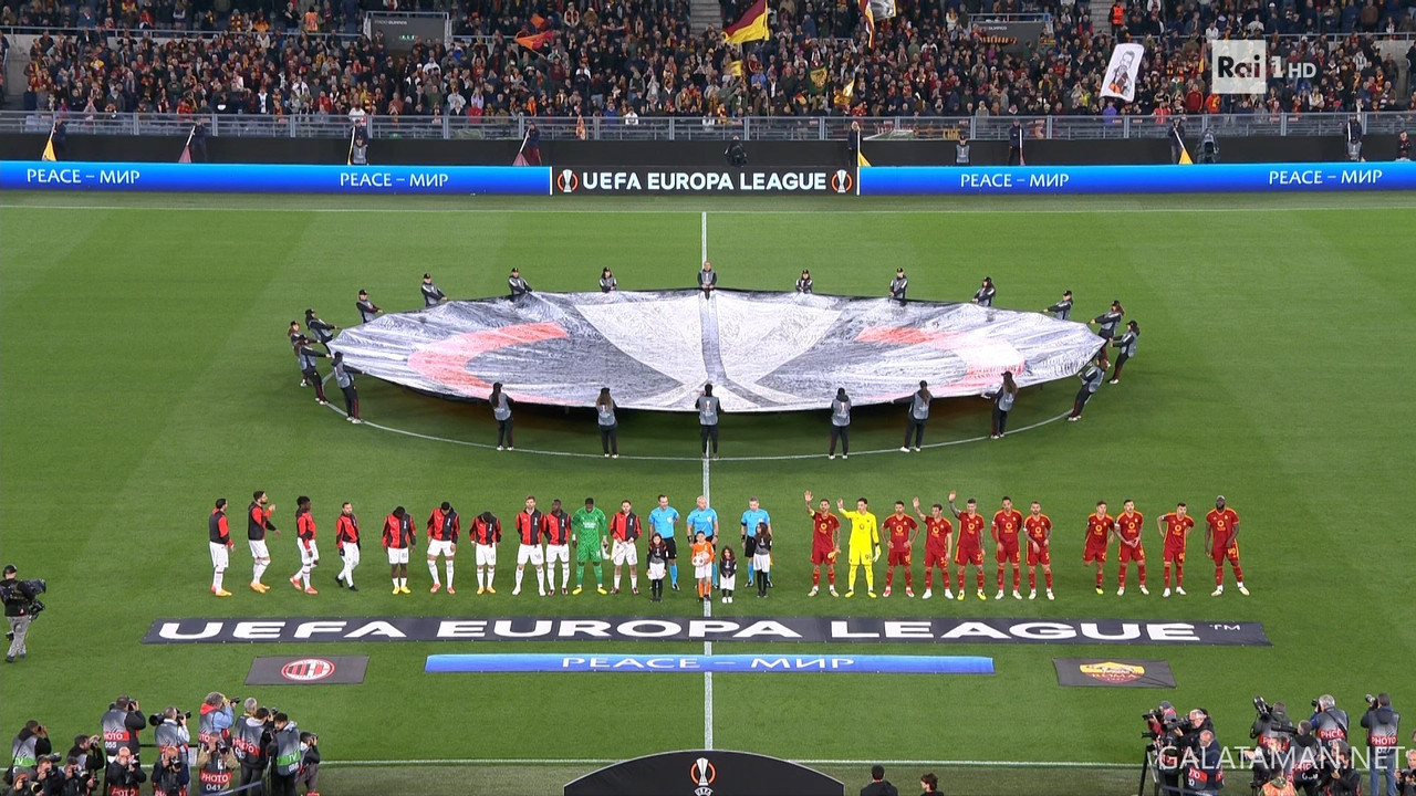 [Image: 04-18-20-46-56-Rai-1-HD-Roma-Milan-ts-sn...14-027.jpg]