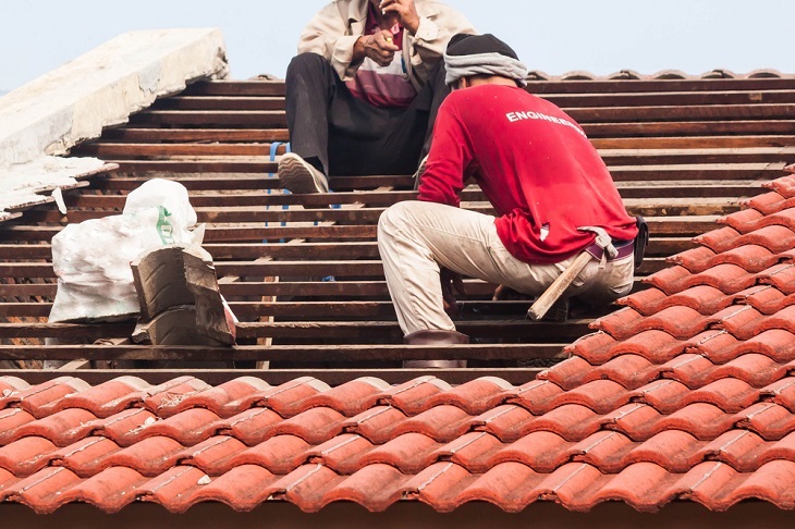 roof repairs kew
