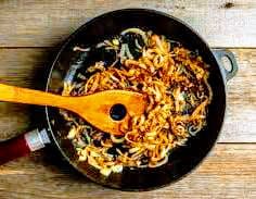 Golden fried onions for chicken curry | چکن کری کے لیے پیاز بھوننا