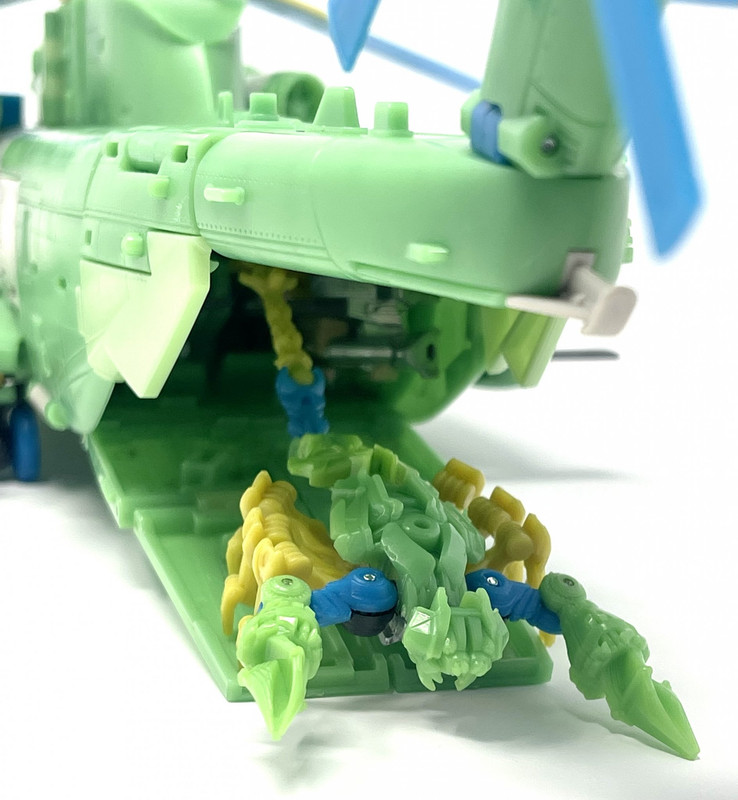 Masterpiece-MPM-13-Blackout-Test-Shot-07