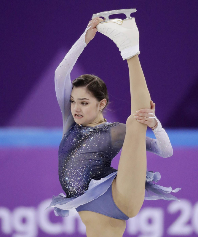The-Fappening-Blog-com-Evgenia-Medvedeva-Upskirt-4