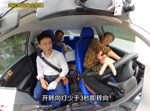 88fad585ff08490713a3fed8c59632a2