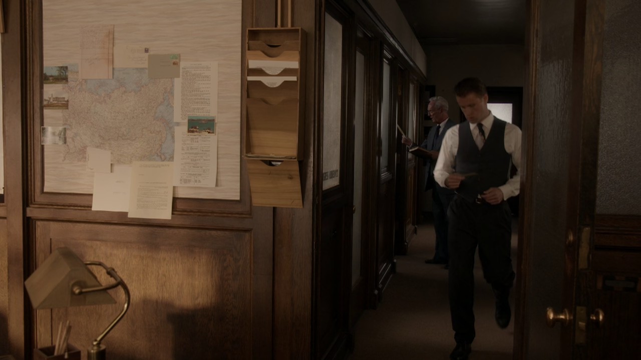 Escape-from-Germany-2024-AMZN-WEBRip-English-1080p-10bit-x265-HEVC-DDP-2-0-ESub-mkv-0005