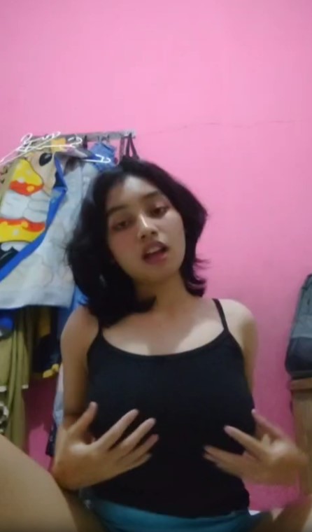 Makin Diremas Makin Sip