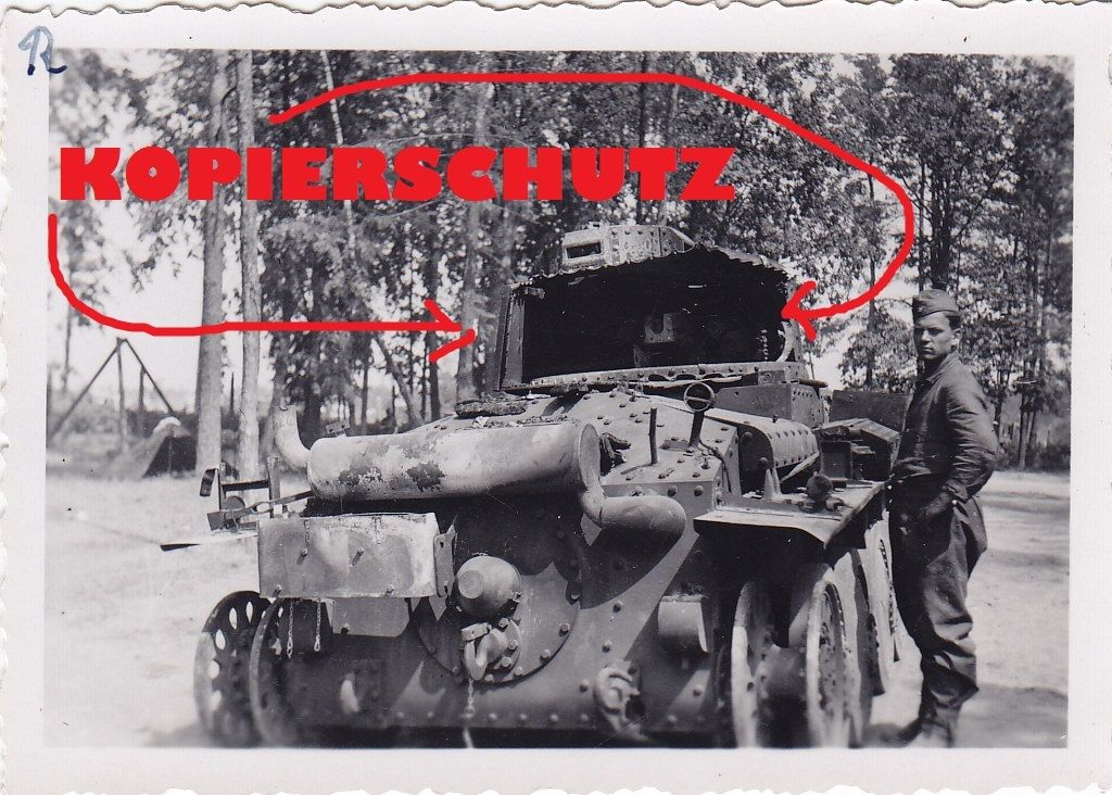 tschechischer Panzer 38(t) mit aufgeschnittenen 
