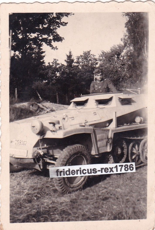 Foto StuG Sturmgeschütz Abt. GD Schützenpanzerwagen Sd.Kfz. 250 
