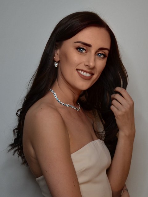 candidatas a miss wales 2021. final: 11 sept. Emily-Norris