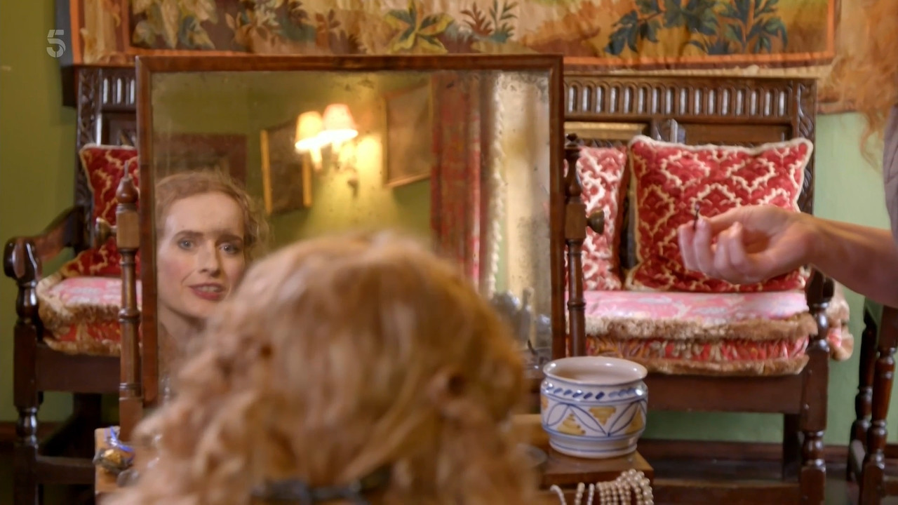 2023-01-07_21_30_Channel5_Secrets-of-the-Royal-Palaces_3x1.mp4_snapshot_30.08.563