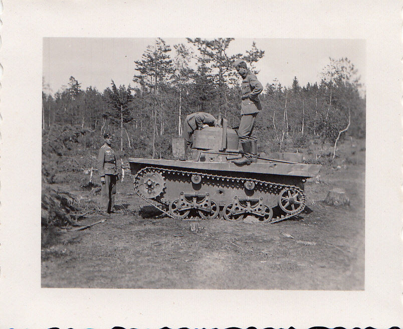 Wehrmacht Rußland leichter Panzer Tank T-37 Schw