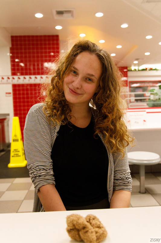 full_018_0956121025488678