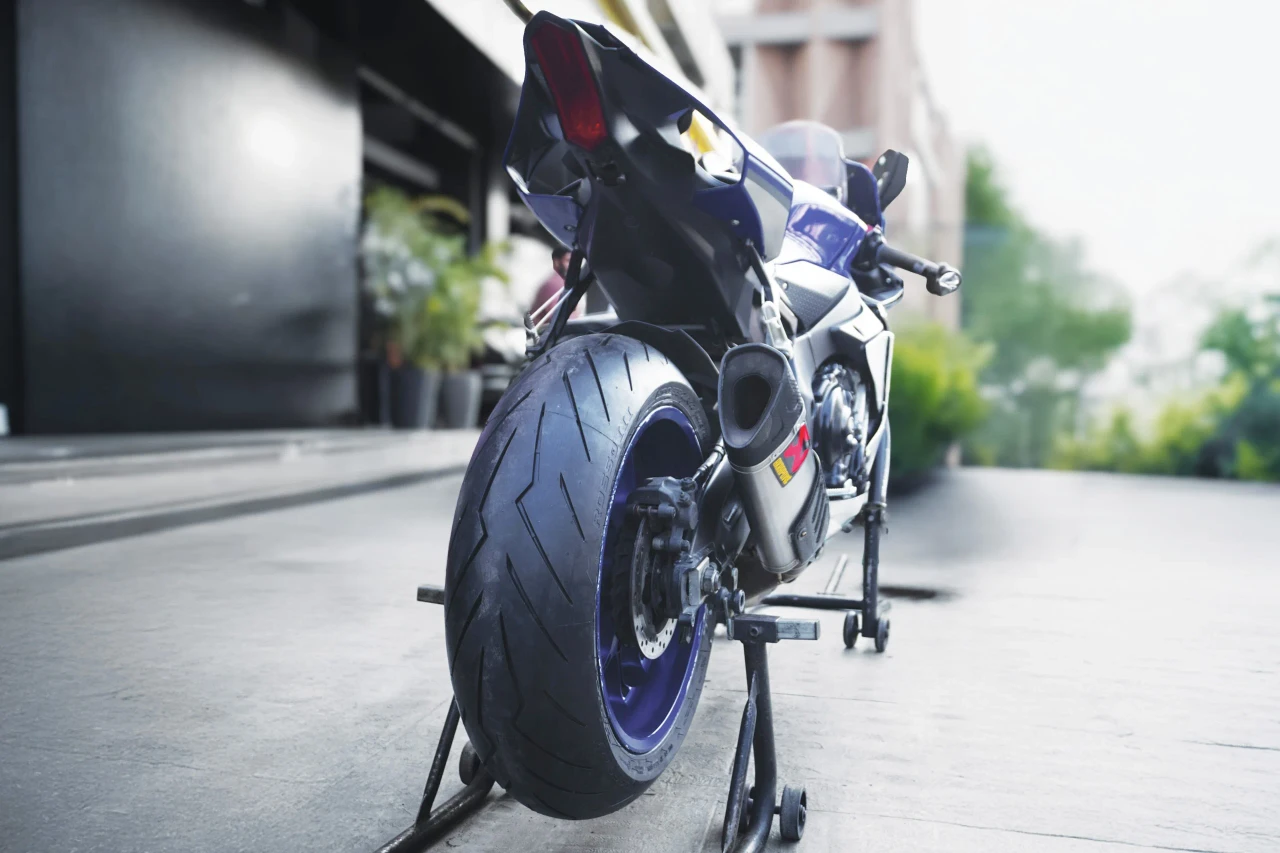 Torque Block tyre expertise for Yamaha YZF-R1