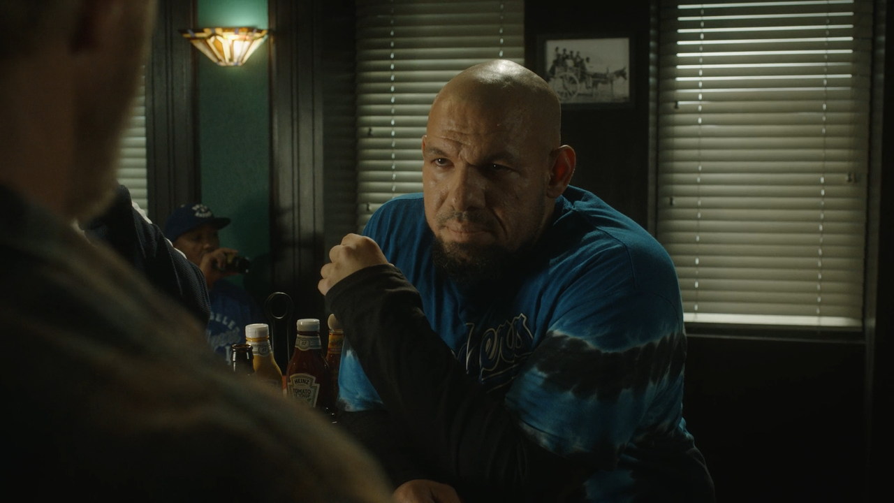 cobra.kai.s03e01.1080p.web.h264-glhf.mkv_snapshot_03.22_[2021.01.01_09.47.28]