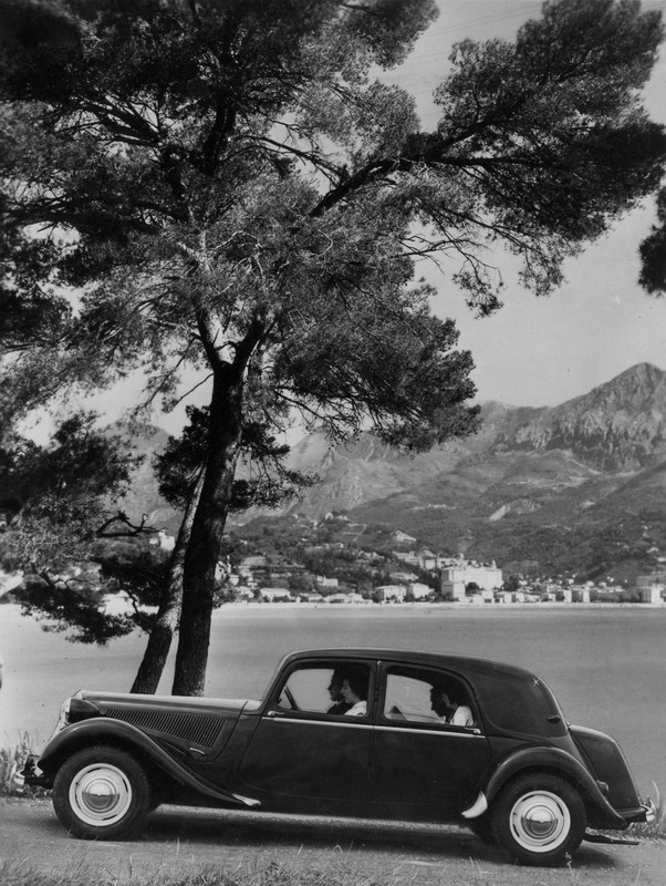 Traction 15.6 1953 - 2.660 -