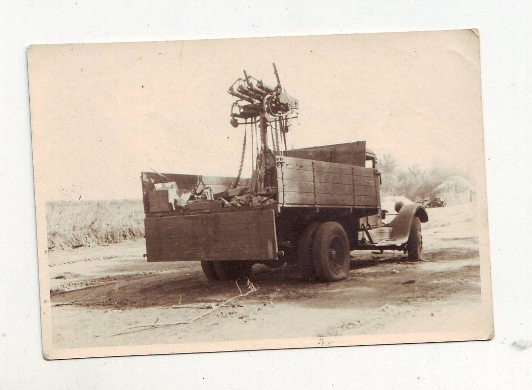 Foto 2WK Luftabwehr LKW Maschinengewehre