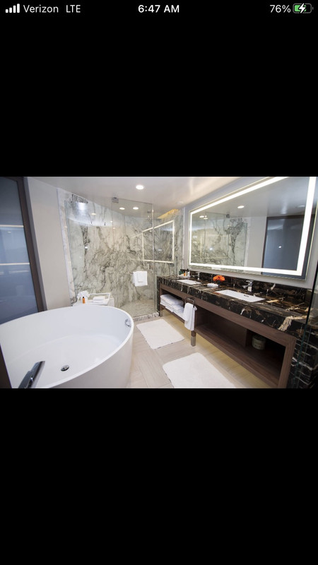 F8E43C91-E101-44E8-964C-80364BF1718E