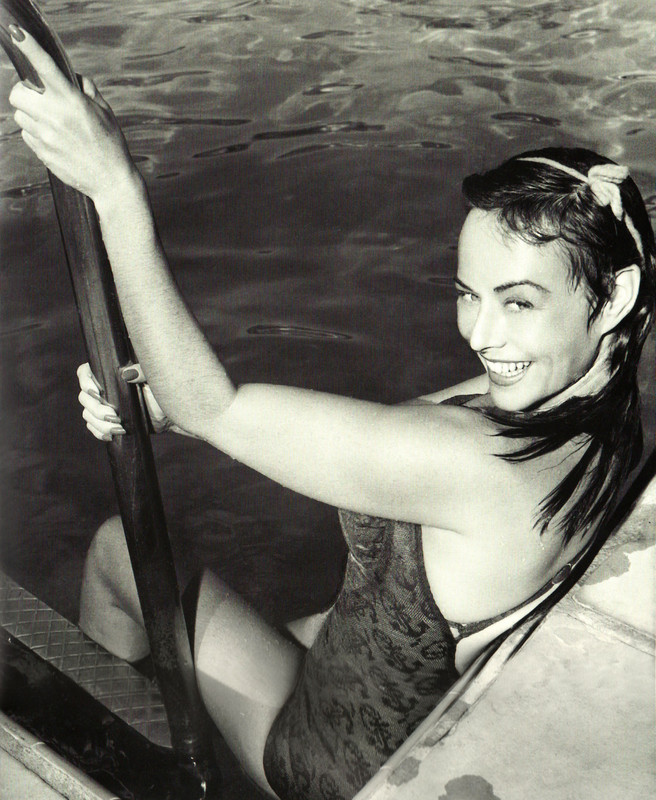 paulette_goddard_md26