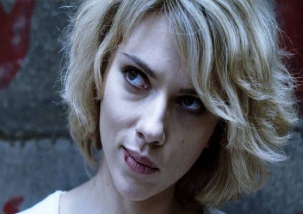 Lucy (2014) Hindi Dubbed Lucy (2014) Hindi Dubbed