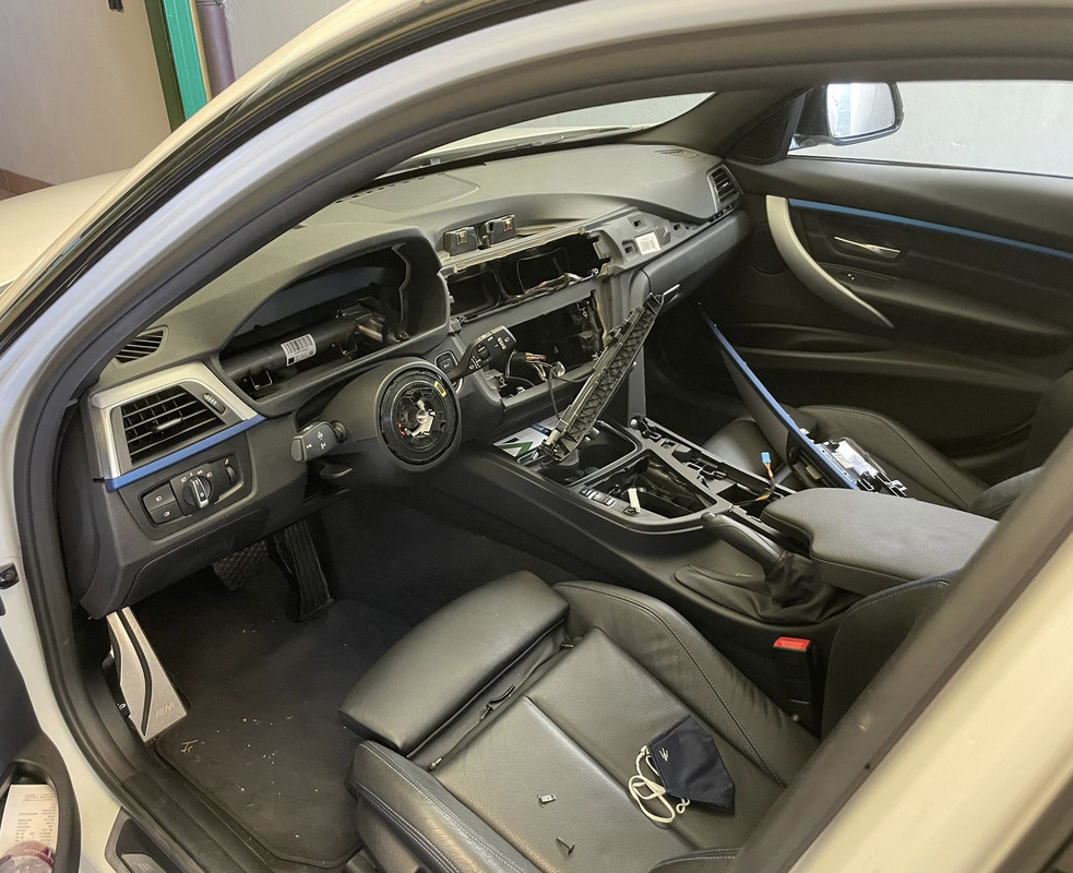 9009D4BF-3A27-44CE-A489-2AAC8FFC0D45