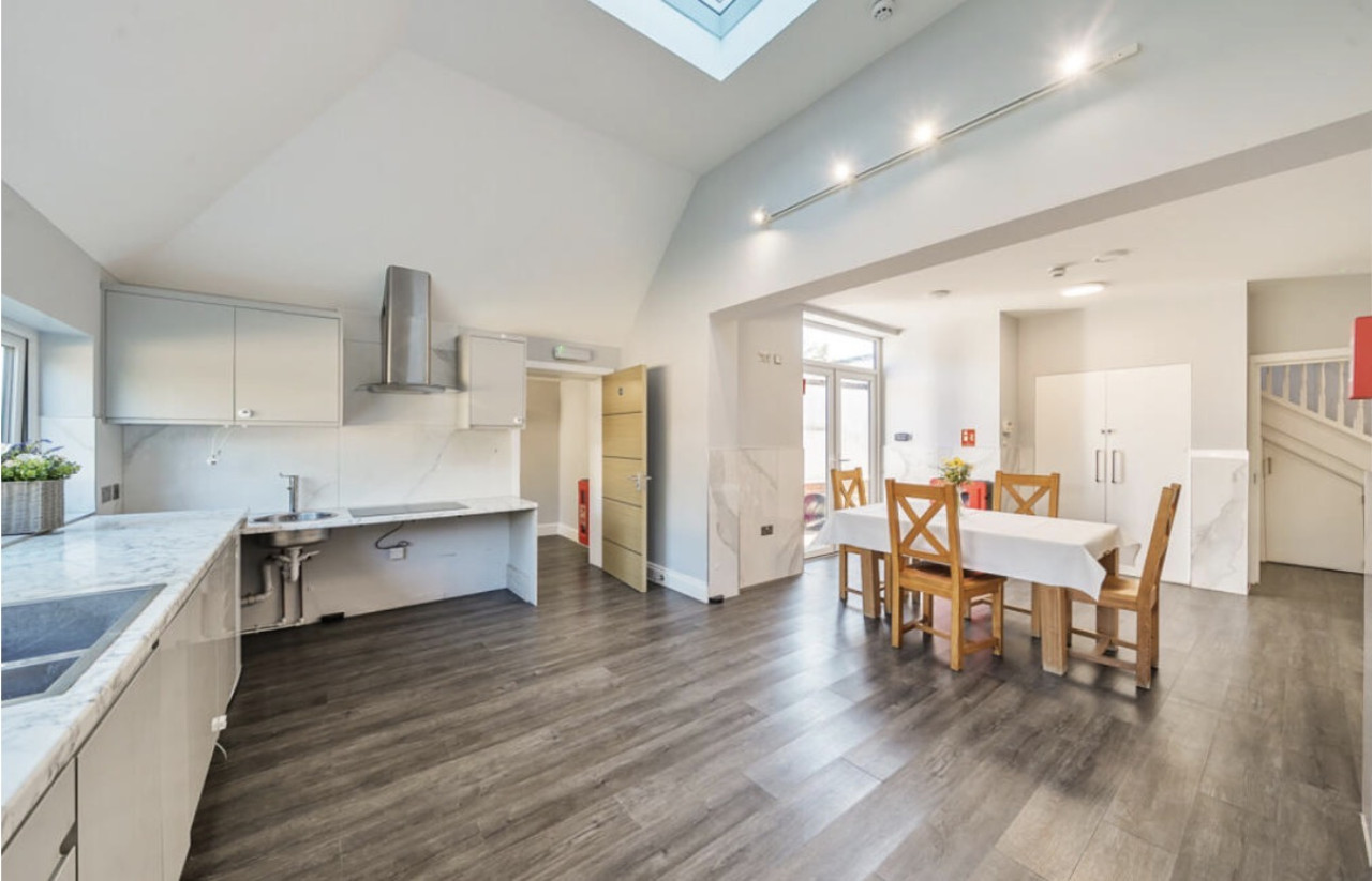 Frithwood gallery image 3