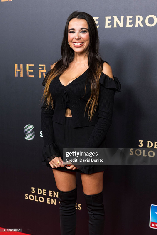 sarah perez santaolallaqq (2)