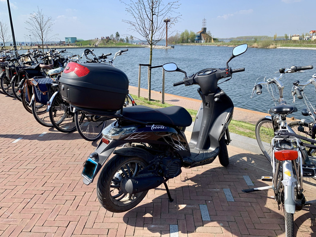 779E0128-7BCA-4608-A4A4-6CB344C9C75A