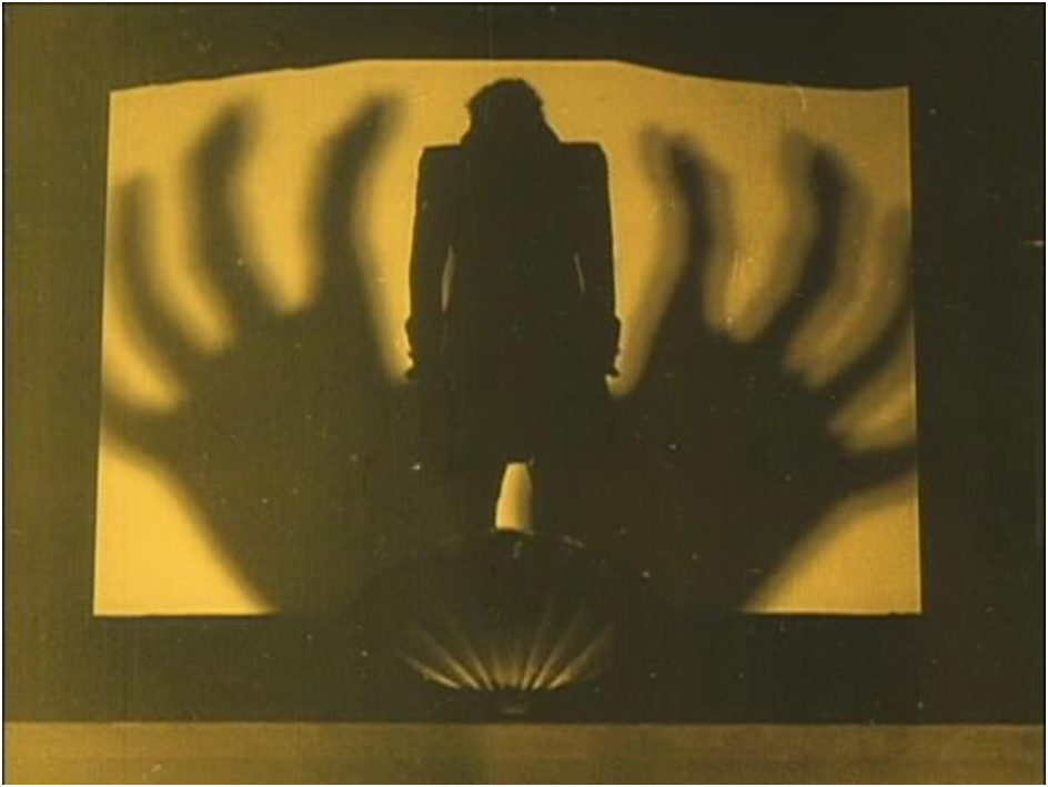 Тени 1923 робинсон фильм. Ruth weyher. 1923 фильм. Тени ночная галлюцинация фильм 1923. Warning shadows.