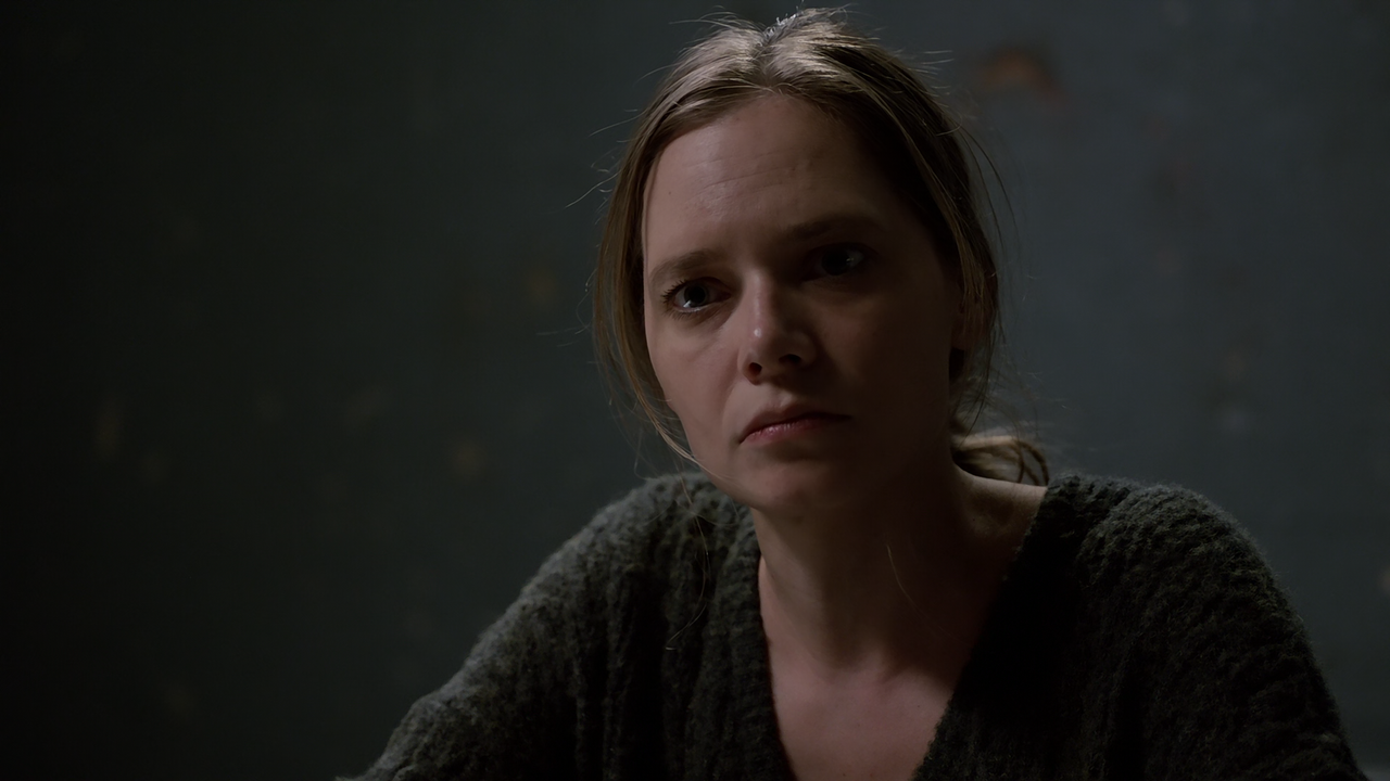 Chicago.P.D.S10E22.A.Better.Place.1080p.10bit.AMZN.WEB-DL.DDP2.0.HEVC-Vyndros.mkv_snapshot_15.24_[20