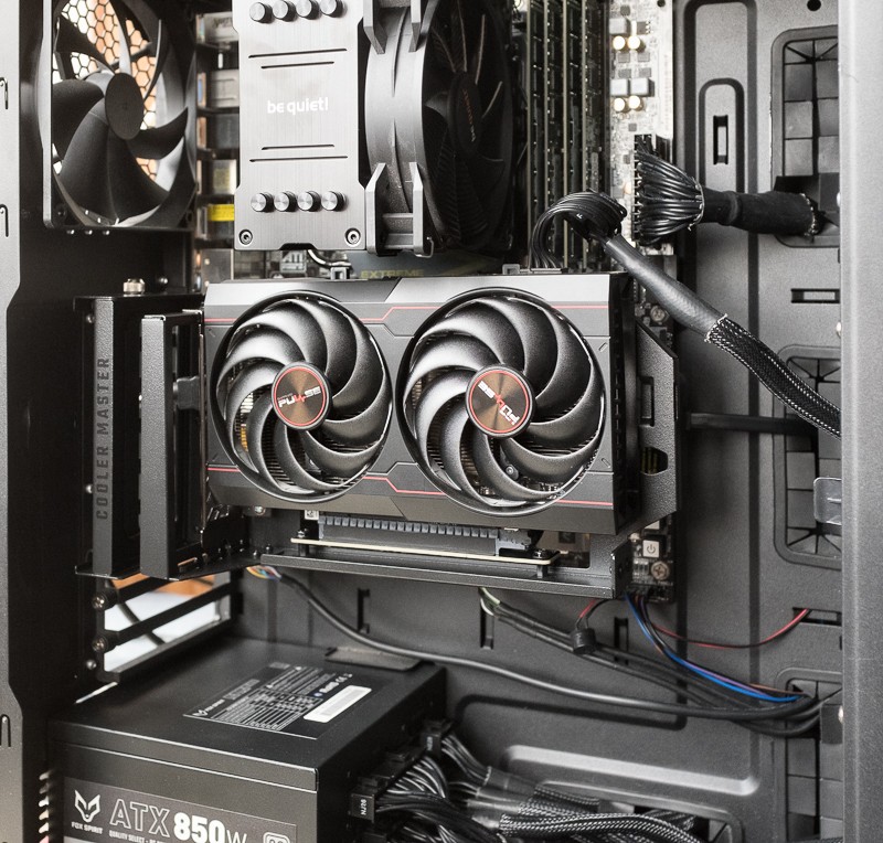 https://i.postimg.cc/QMp2YFJc/Cooler-Master-Riser-V3-1.jpg