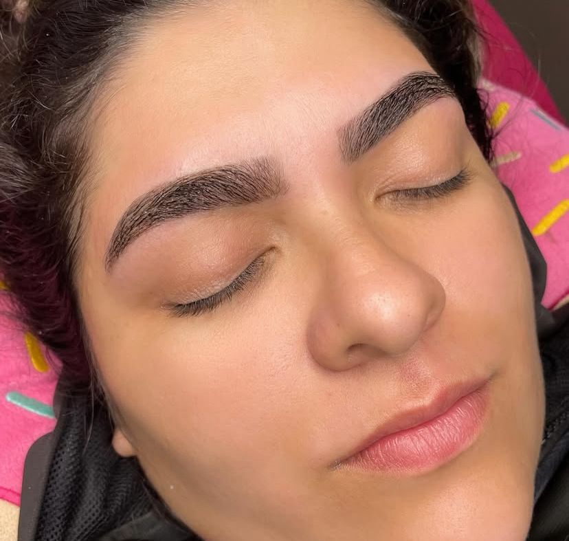 Sobrancelha com Henna