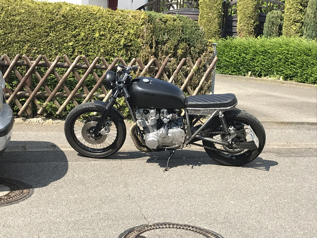 C252EB32-32CE-417B-A8FC-DE4731DC7EC4