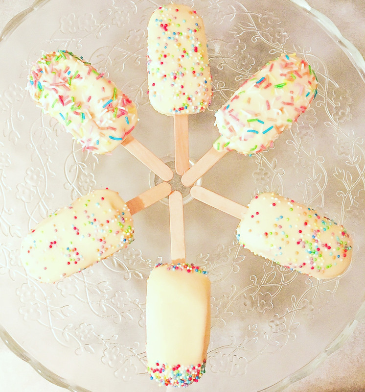 B4DB2B0E-9070-484E-8CCB-4208DD903504