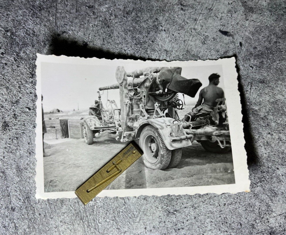 Orig. Foto 8.8. Flak DAK Tarnlackierung Afrika Como Panzerbekämpfung