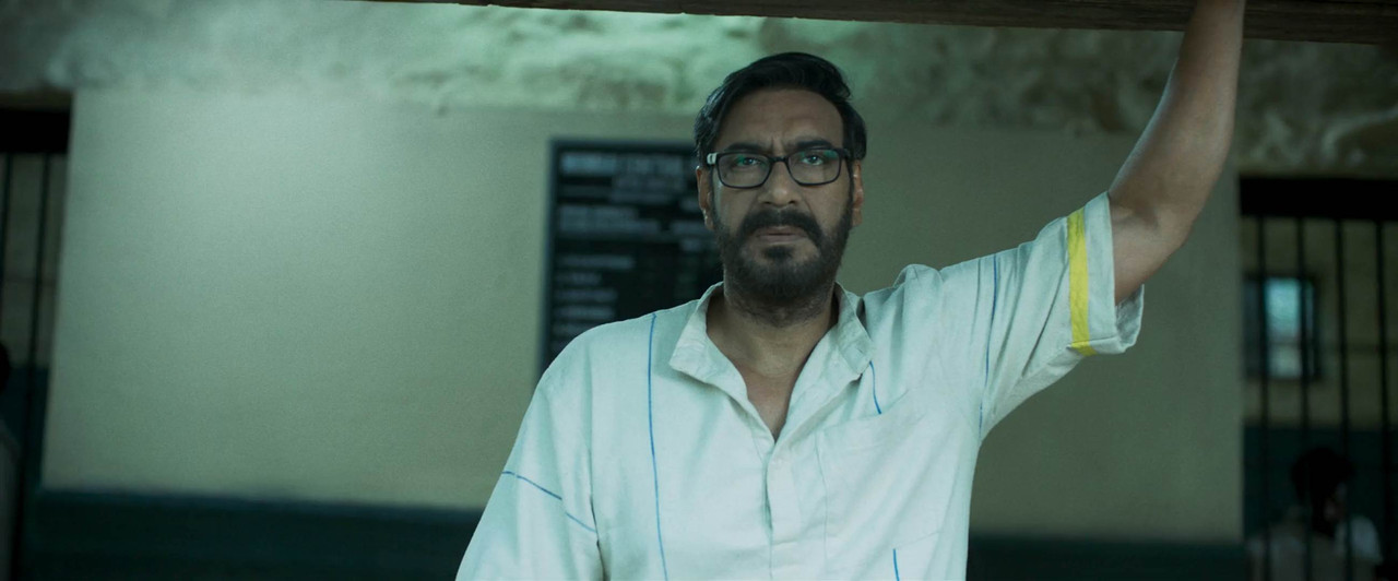Auron Mein Kahan Dum Tha 2024 WebRip [Hindi] 480p, 720p, 1080p ESub Screenshot