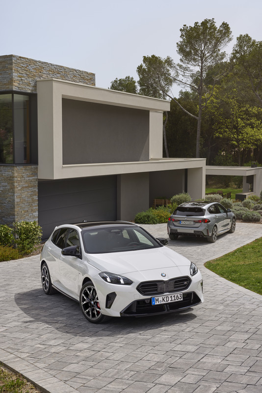 P90550988_highRes_the-all-new-bmw-1-se