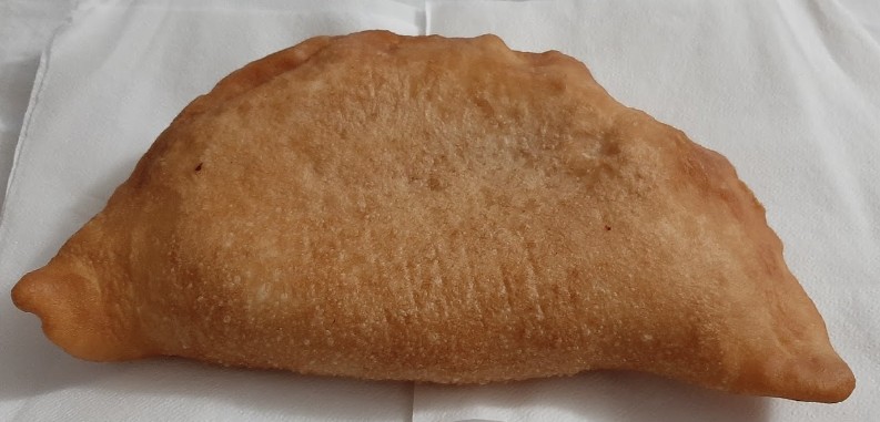 Panzerotto fritto con mozzarella senza lattosio