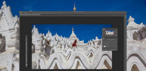 Retouching Images in Adobe Photoshop with Ben Willmore