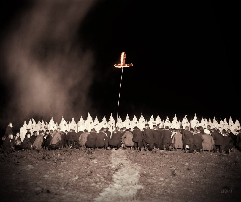 Democrats_Meeting_with_new_Democrat_voters
