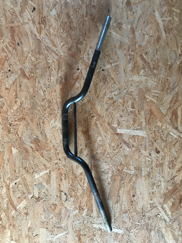 5B22F846-4205-4AC4-A930-32EDF2E3C8D1