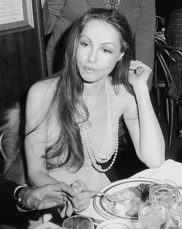 Julie_Newmar_mb23