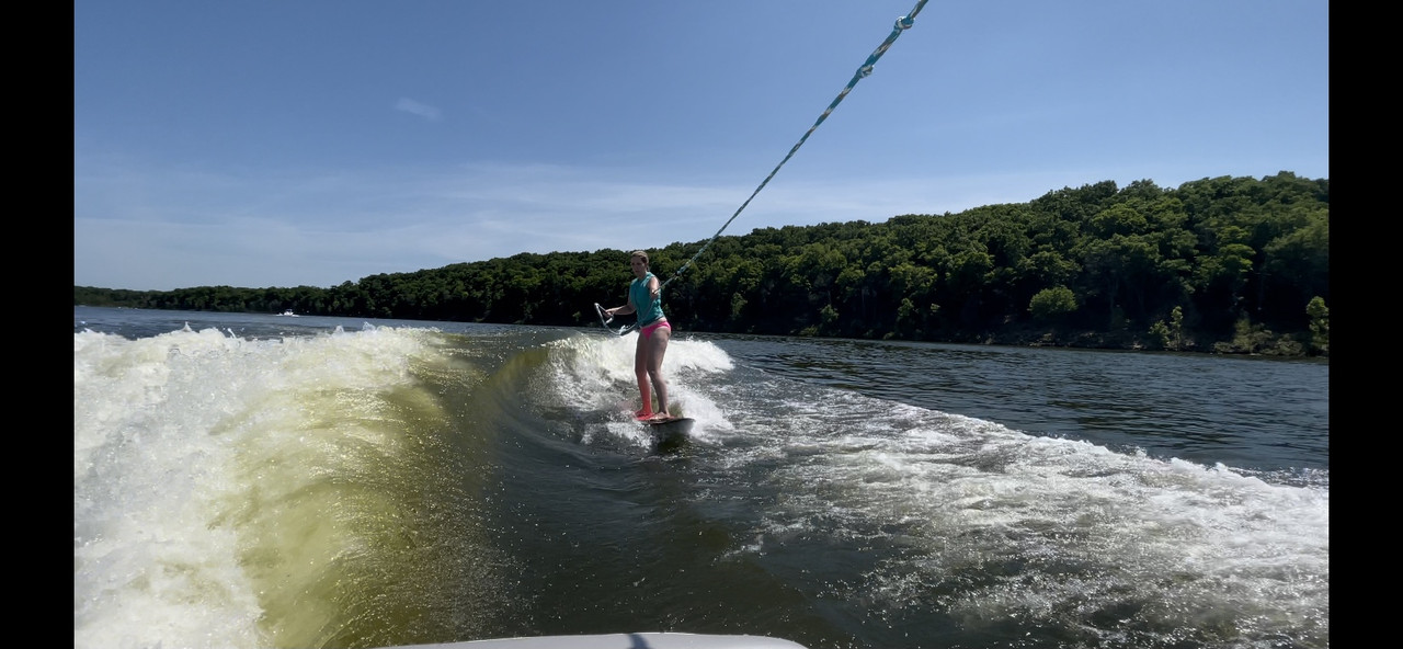 AA56CF16-6C03-4A4A-BD39-0CE23FE34432