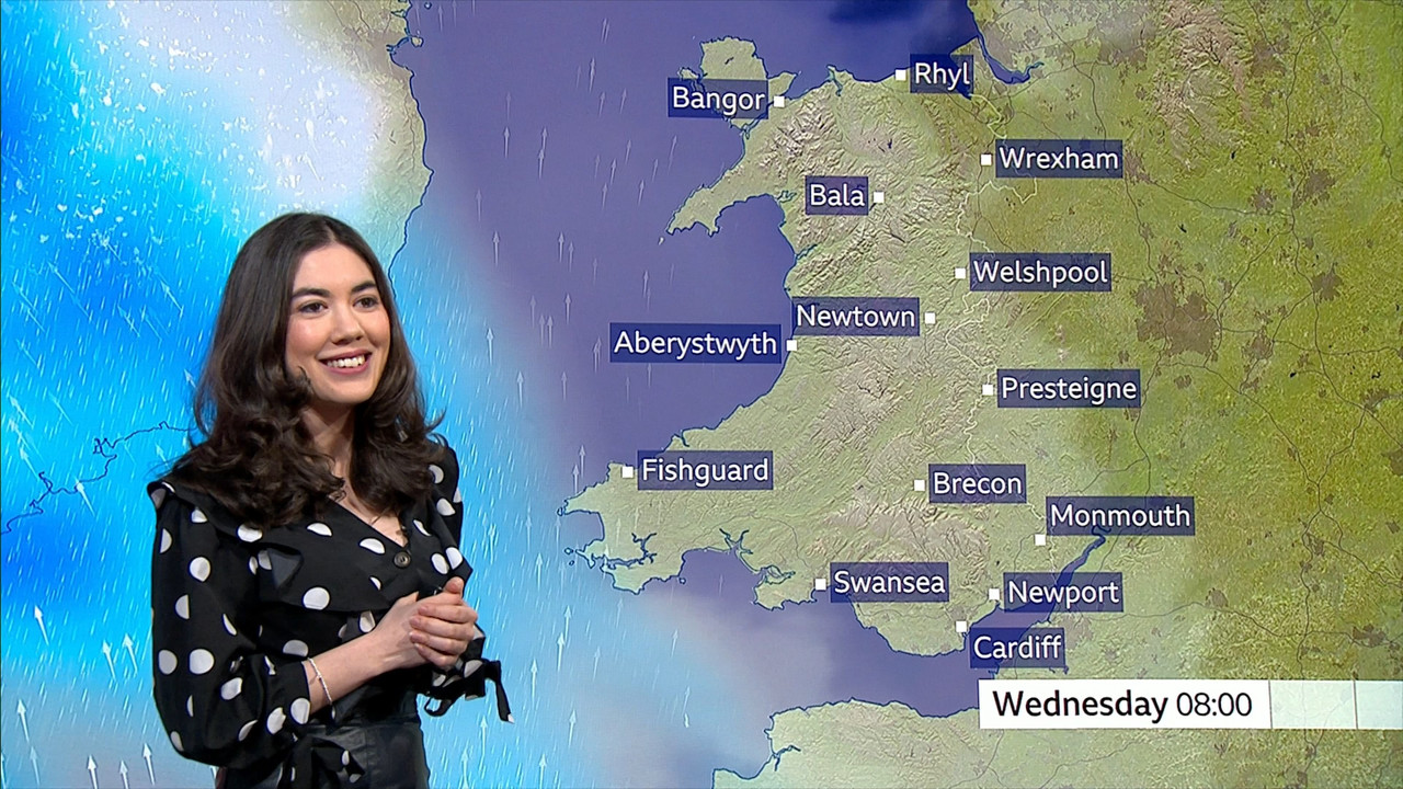 03.13 - 13.30.00 - BBC Wales Today. The latest news, sport, weather a....ts_snapshot_17.33.358