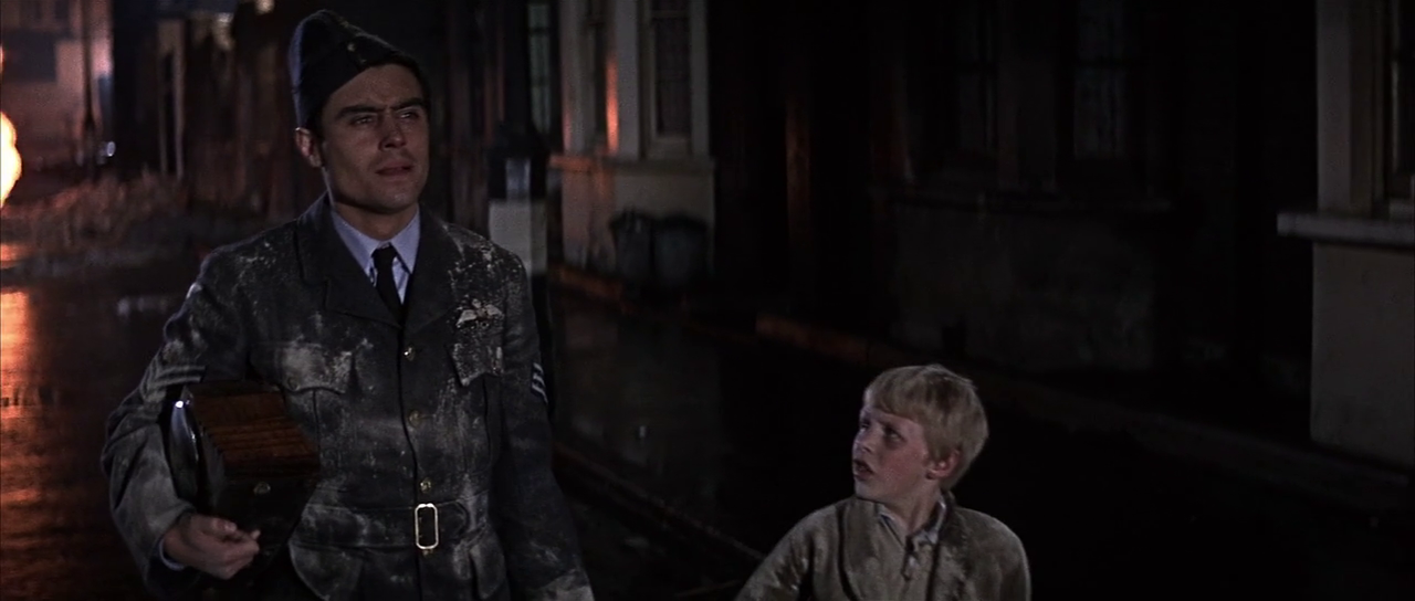 vlcsnap-2022-07-17-22h03m29s400