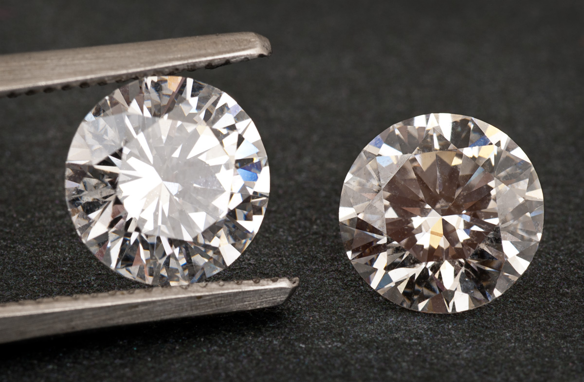 A GUIDE TO MAN-MADE DIAMONDS: KNOW THE DIFFERENCE BETWEEN REAL AND FAKE