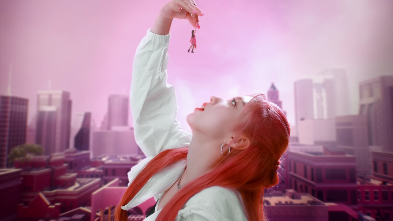 Kep1er 케플러 l 'Giddy' M_V (2160p_24fps_AV1-128kbit_AAC).mp4_000188062