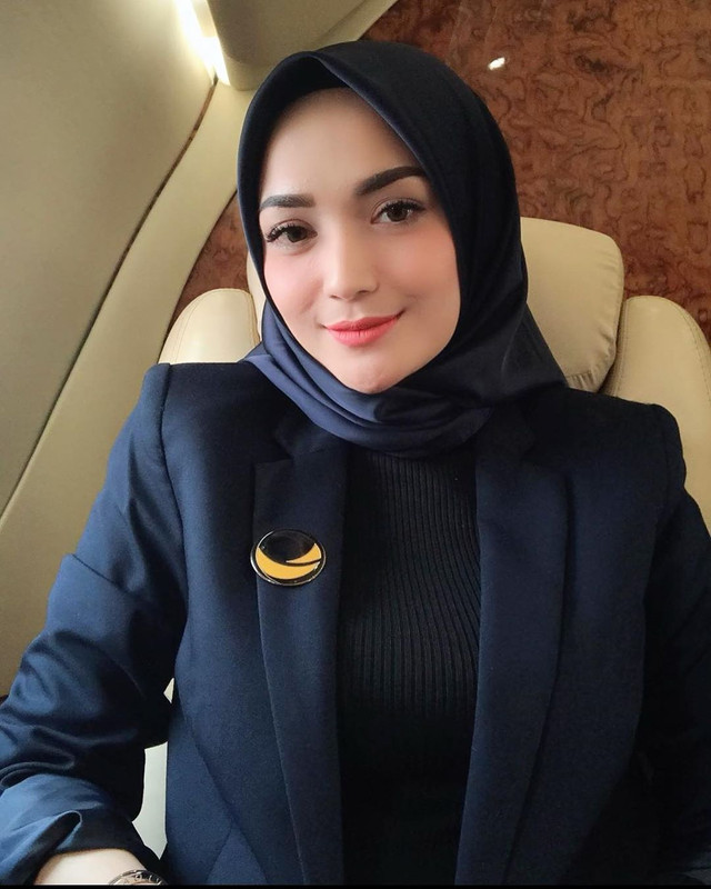 Imel Putri Cahyati