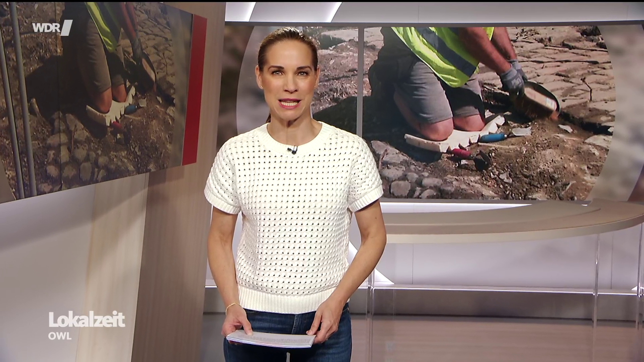 Kristina Sterz WDR Lokalzeit OWL 03 06 2026 89X Caps 43