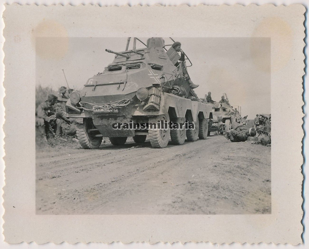 Orig. Foto Vormarsch SdKfz 232 u. 222 Panzerspäh