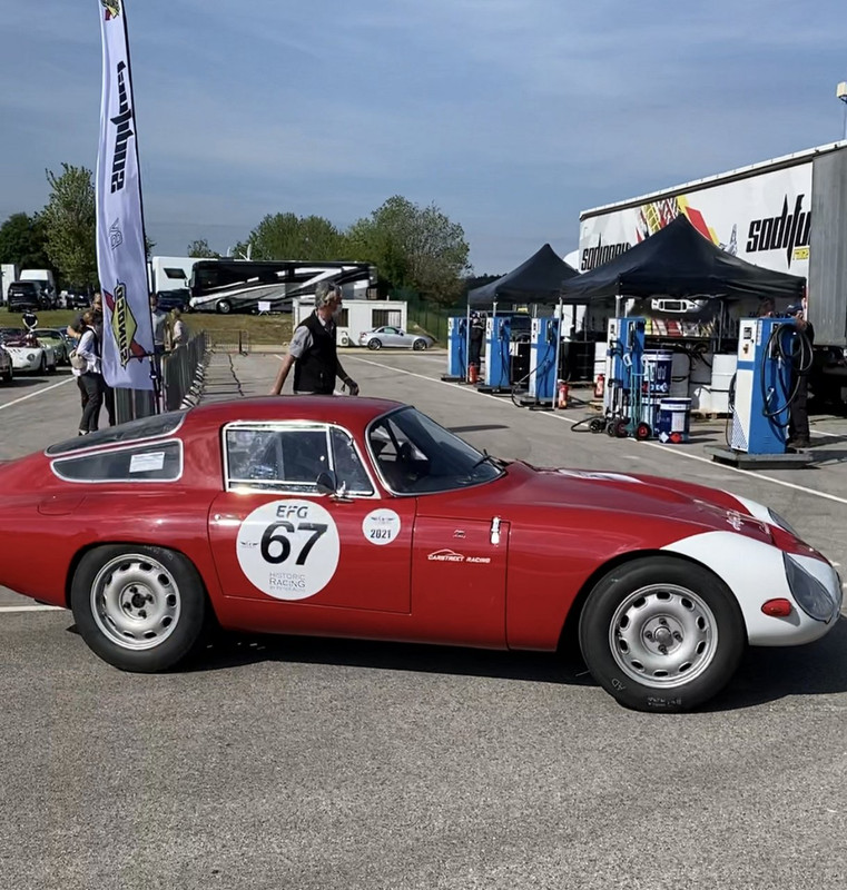 B07BADC3-F7B2-472D-9B57-36629D54DFAC