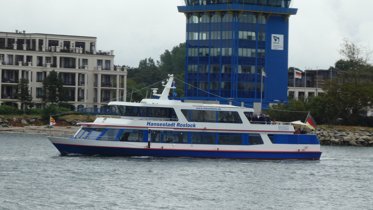 P1210686 (1940x1090)